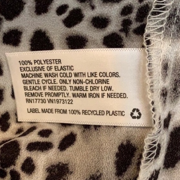 Peasant Boho Animal Print Blouse Black White NWT - Picture 7 of 9